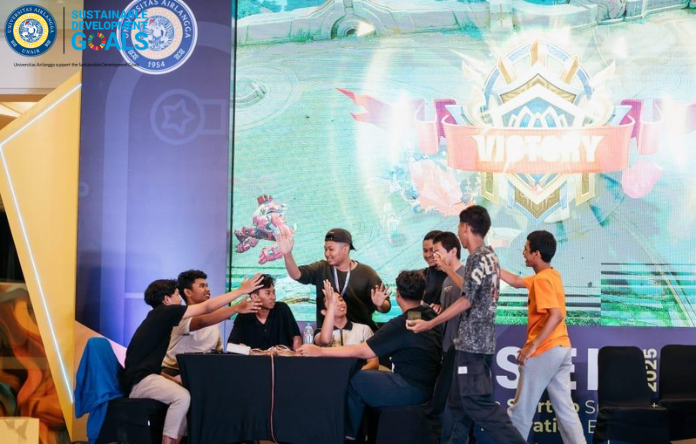 Hari Kedua ASSIE III 2025: Booth FKp UNAIR Jadi Sorotan dengan Inovasi Kesehatan Berbasis Riset